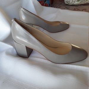 NEW Nine West Astor Leather Pumps